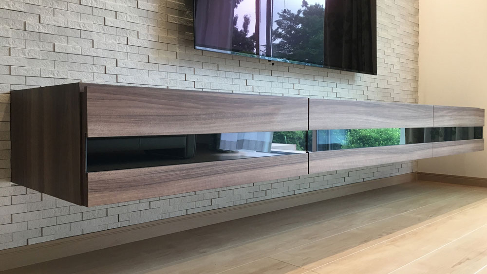 フロートテレビボード